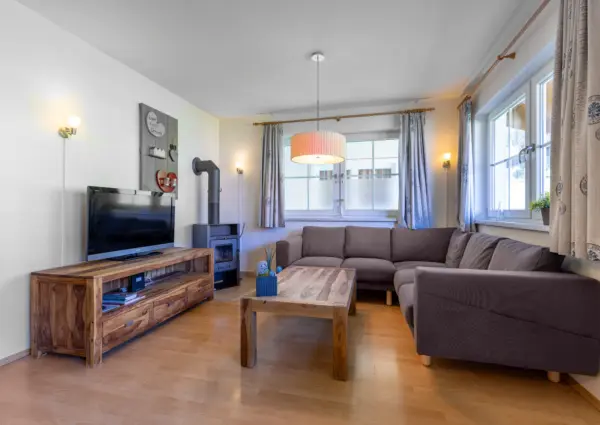 Res Monica Top 6 woonkamer