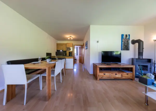 Res Monica Top 8 overzicht woonkamer