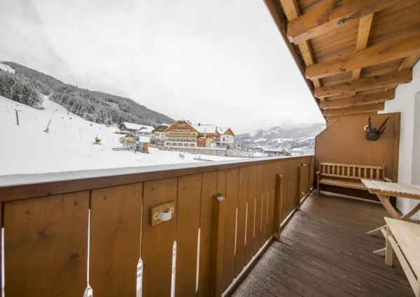 0014 SM Monica Top 8 winter 5