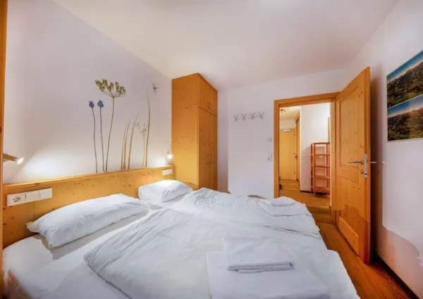 0011 NK Sonnenfeld Top 2 slp 1 2