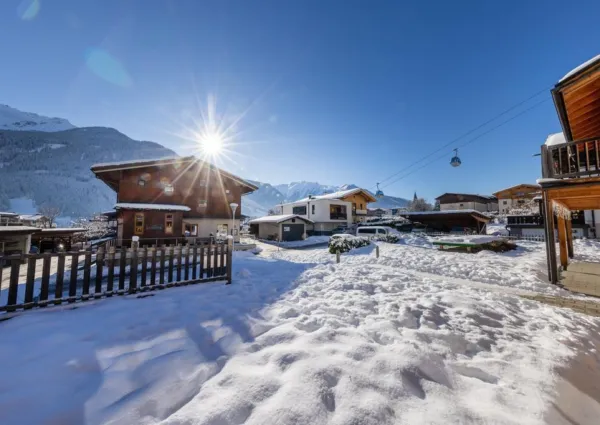 0022 NK Sonnenfeld Top 2 Winter 2024 2