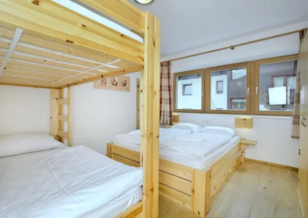 0012 NK Sonnenfeld 3 12