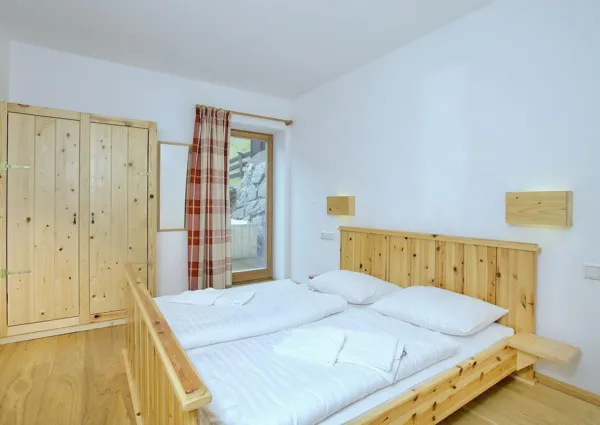 0013 NK Sonnenfeld 3 13