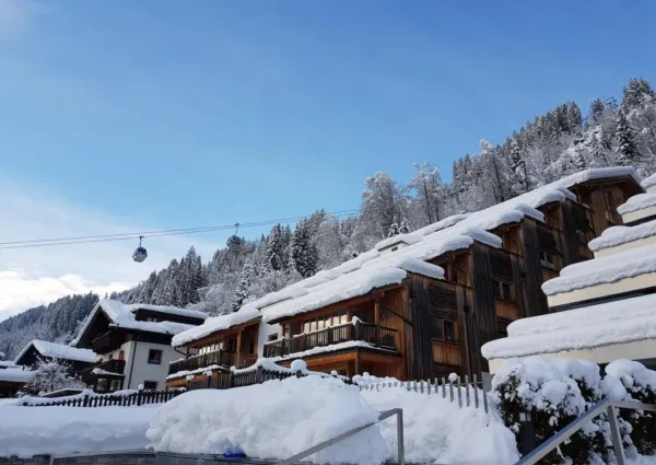 0025 Sonnenfeld met skiift