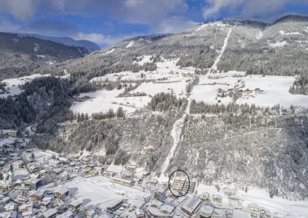 0030 NK Sonnenfeld algemeen winter drone 2