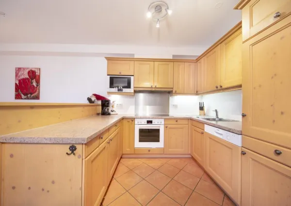 0010 NK Sonnenfeld 4 8