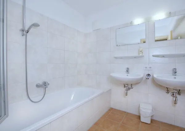 0011 NK Sonnenfeld 5b 9