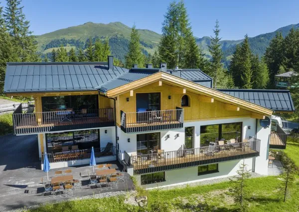 0024 HK Sam Alm Top 2 zomer 1