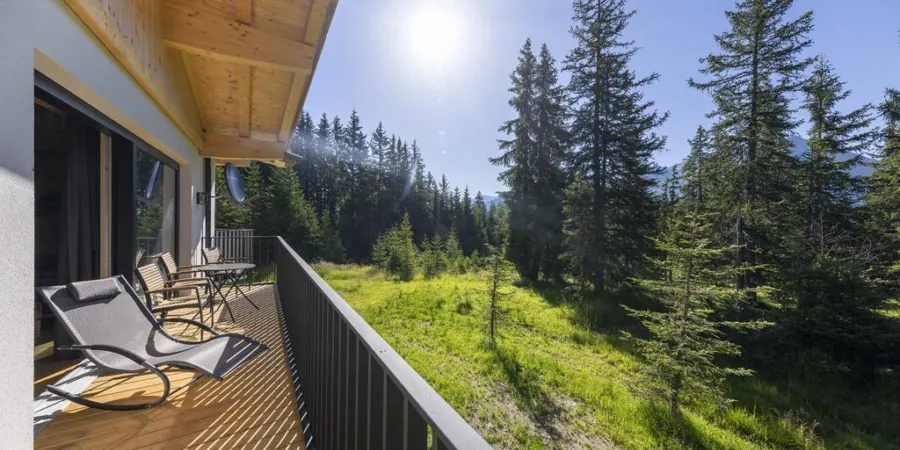 0002 HK Sam Alm Top 2 zomer 2