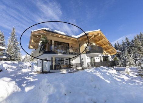 0001 HK Sam Alm Top 3 1