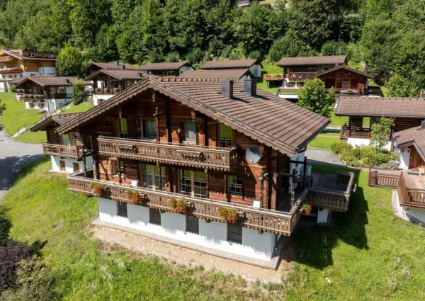 Sch C3 B6neben Bauernhaus Oostzijde zomer