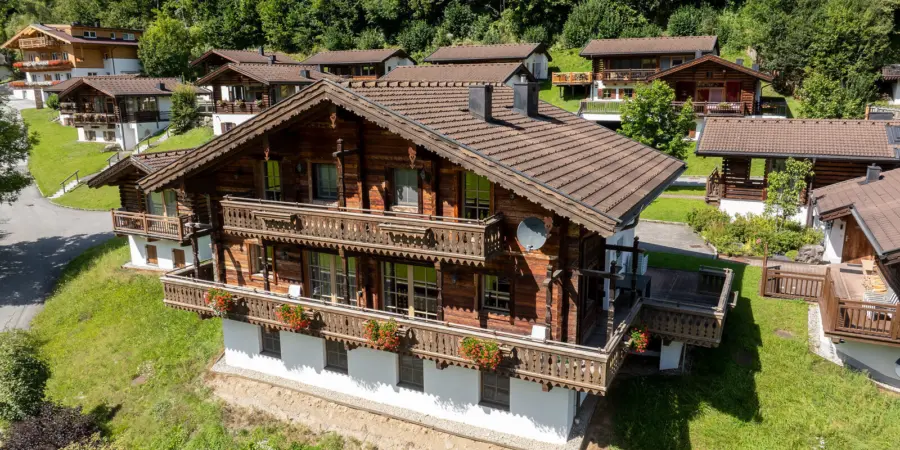 Sch C3 B6neben Bauernhaus Oostzijde zomer