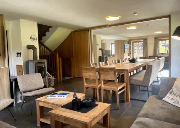 Wald Bauernhaus beide woonkamers gecombineerd