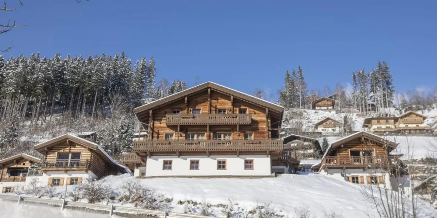 0001 WLD Bauernhaus winter 1