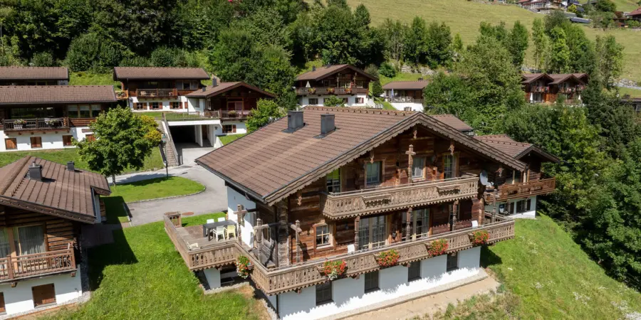 Sch C3 B6neben Bauernhaus Westzijde zomer