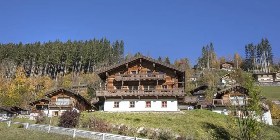 0002 WLD Bauernhaus zomer 1