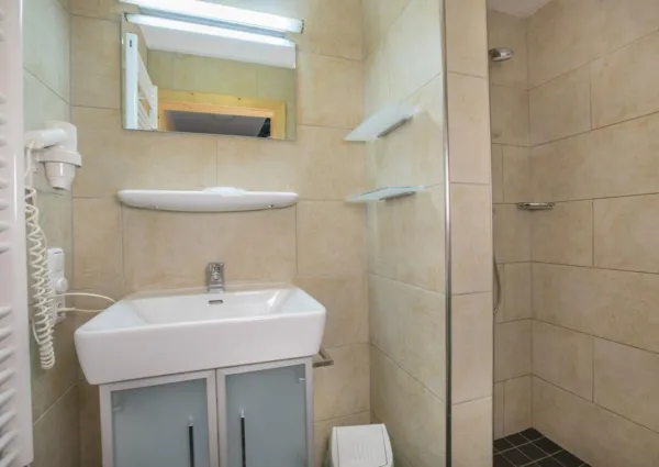 0010 WLD Anne Marie 10