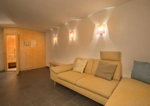 0019 WLD Anne Marie 18