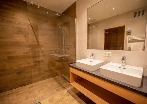 0013 WLD Drei Sonnen 24