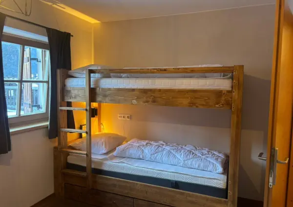 Wald Chalet Edelhirsch nieuw stapelbed