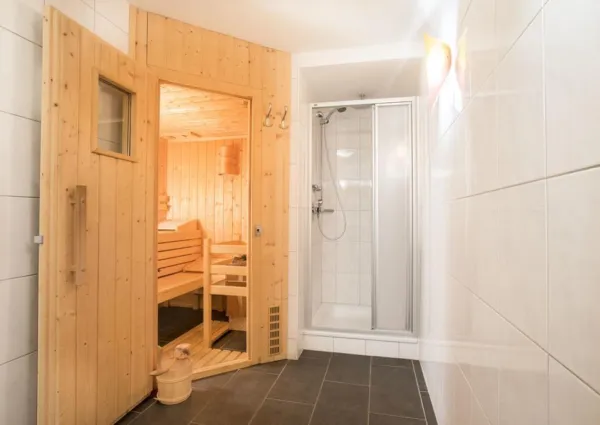 0016 WLD Hohe Schwalbe 15