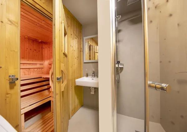 0021 WLD Hohe Tauern Blick badkamer 2 nieuw