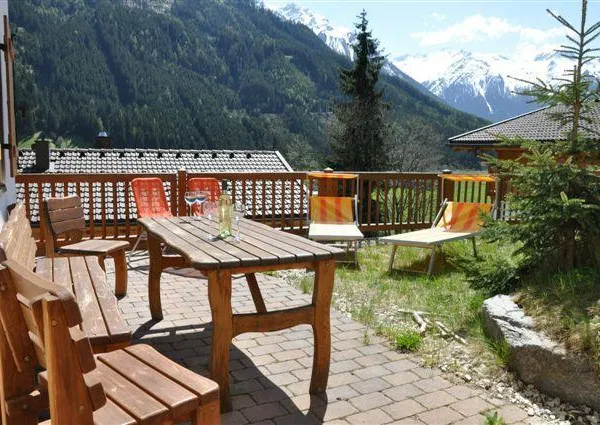 0023 WLD chalet Holzblick zomer 7