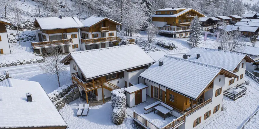 Wald im Pinzgau Sch C3 B6neben Chalet Schiffer winters overzicht