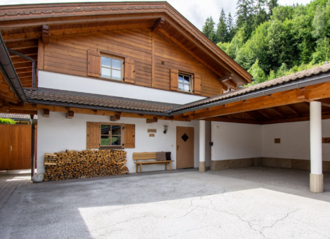 Wald im Pinzgau Schiffer voorzijde zomer