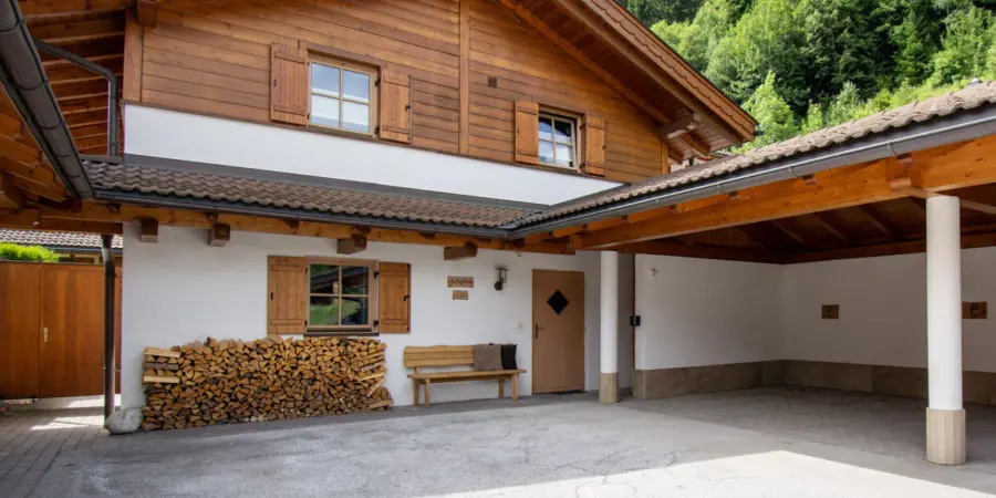 Wald im Pinzgau Schiffer voorzijde zomer