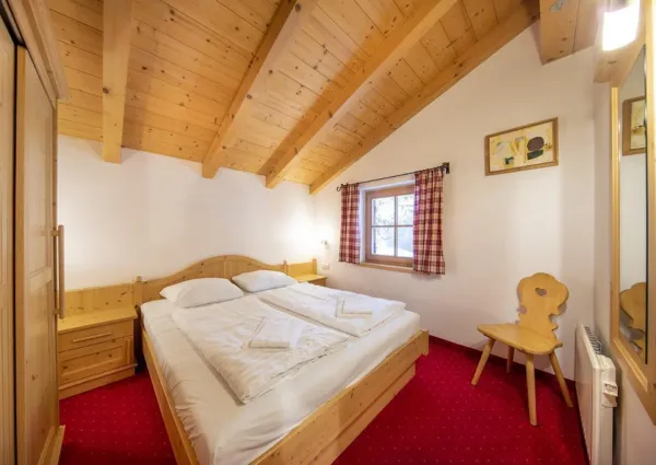 0014 Wald Sonnenwende 005 slaapkamer