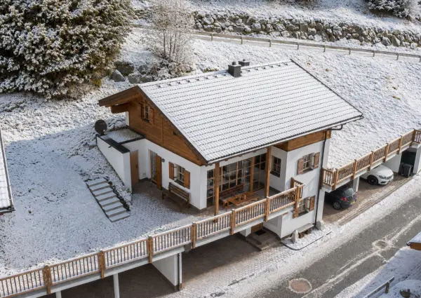 Wald im Pinzgau Sch C3 B6neben Chalet Steinlinge winters