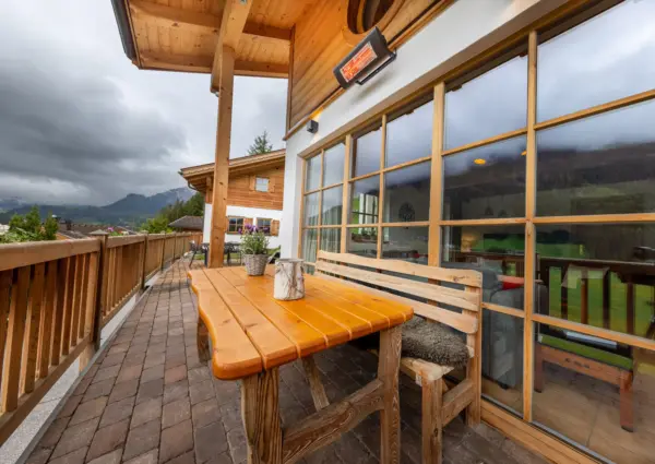 Sch C3 B6neben Chalet Steinlinge Wald im Pinzgau Terras zithoekje