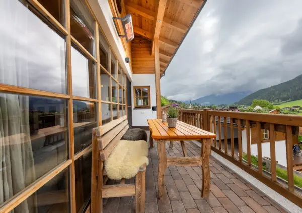 Sch C3 B6neben Chalet Steinlinge Wald im Pinzgau Terras zitje