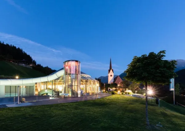 0037 WLD Kristallbad nieuw 1