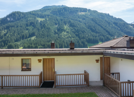 Sch C3 B6neben Haus Wikinge voordeur