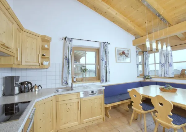 0007 WLD Heidis Alm 5