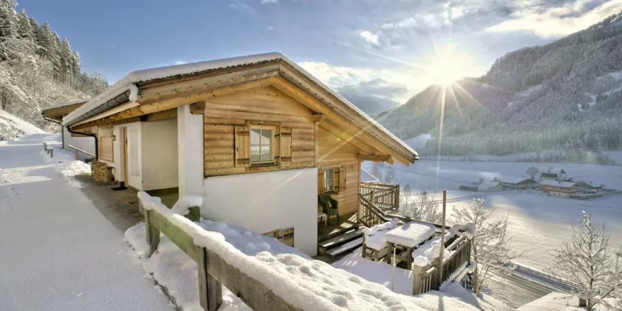 0001 WLD Heidis Alm winter 2