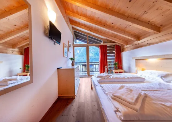 0019 WLD Hochfeld 18