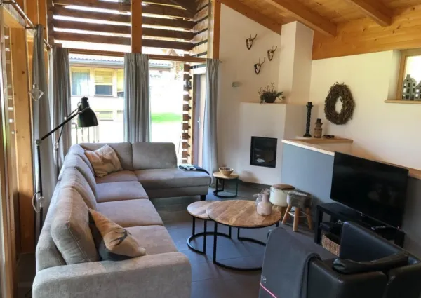 0004 WLD Traumhutte 14