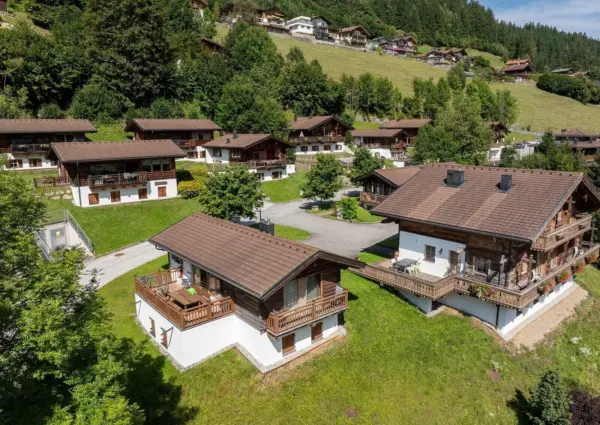 Sch C3 B6neben Zwillinger HC3 B Ctte voorzijde ligging