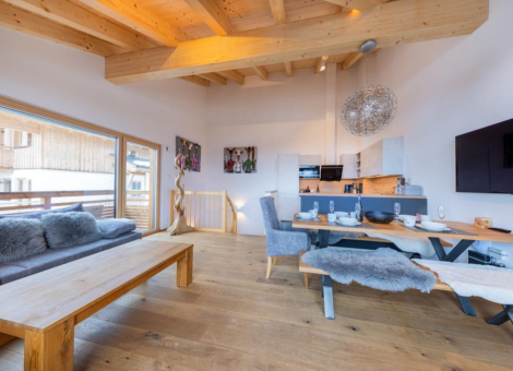 0003 HK Silber Suite 1