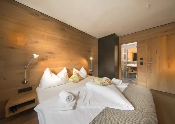 0011 BB Bergblick 13