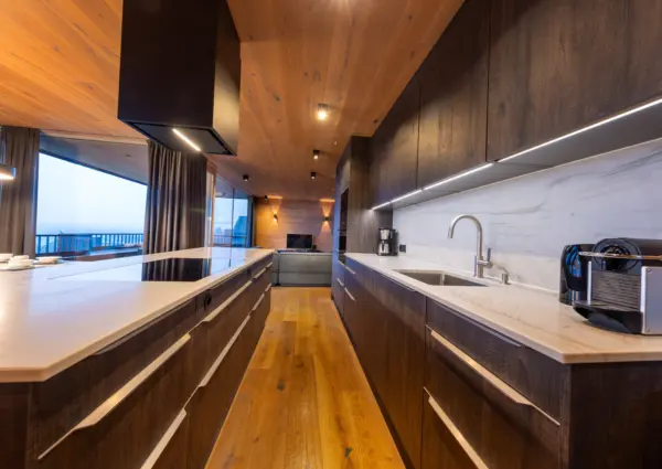 Bramberg Smaragdresort Eisenrose keuken 2