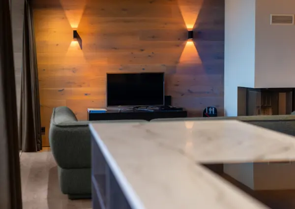 Bramberg Smaragdresort Eisenrose keuken woonkamer