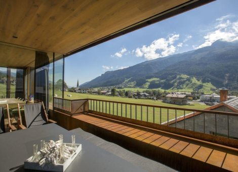 0020 BB Eisenrose zomer 1