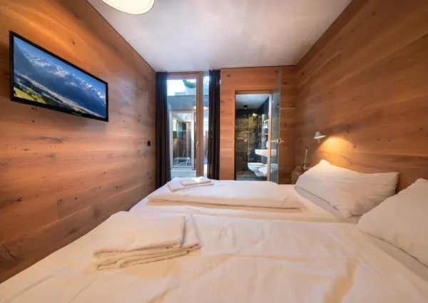 0013 BB Smaragd 4 3 11