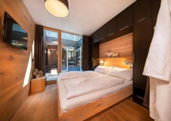 0015 BB Smaragd 4 3 13