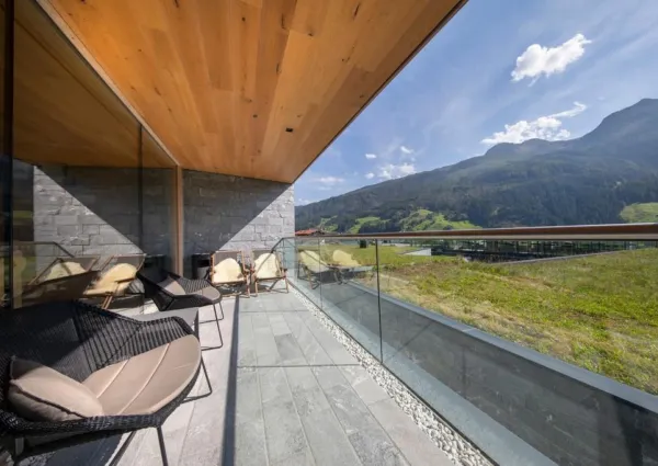 0025 BB Smaragd 4 3 zomer 4