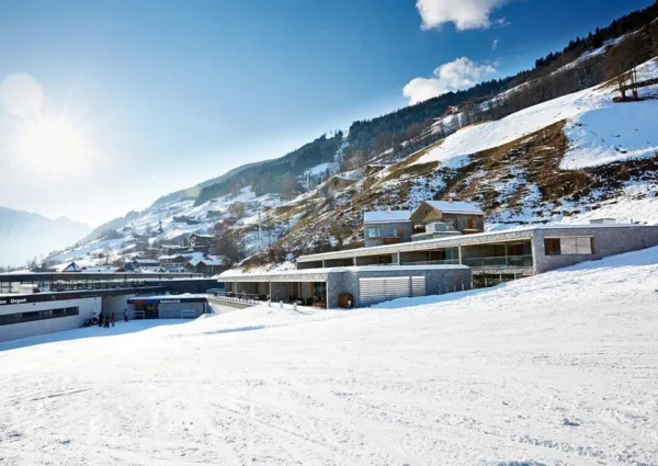 0028 BB Smaragdresort 4 6 winter 1